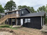 832 W Caraway St in Fayetteville, AR - Building Photo - Building Photo