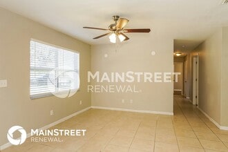 129 Nancy St in Oak Hill, FL - Building Photo - Building Photo