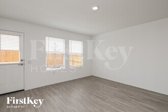 4518 Emma Way in San Antonio, TX - Building Photo - Building Photo