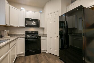 339 San Clemente Ave NW in Albuquerque, NM - Building Photo - Building Photo
