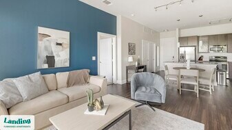 3501 Ross Ave in Dallas, TX - Building Photo