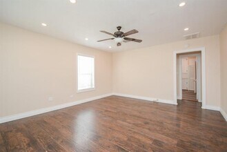 3625 Sauer St in Houston, TX - Building Photo - Building Photo