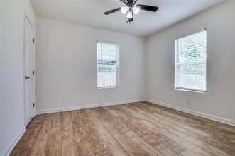 4532 Jamaica St in Dallas, TX - Building Photo - Building Photo