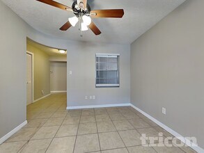 1928 W Clinton St in Tampa, FL - Foto de edificio - Building Photo