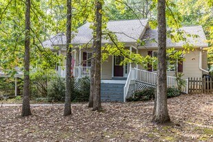 287 Jefferson Dr in Palmyra, VA - Building Photo