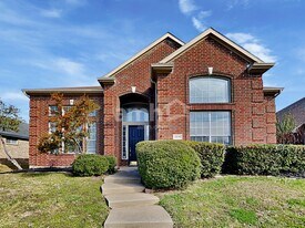 2510 Valley Creek Dr in Garland, TX - Building Photo