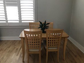 1640 N Downing St-Unit -204 in Denver, CO - Foto de edificio - Building Photo