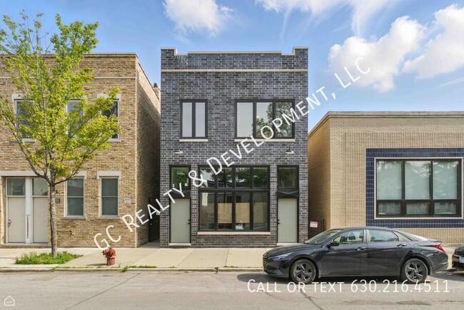 property at 1928 W 21st St
