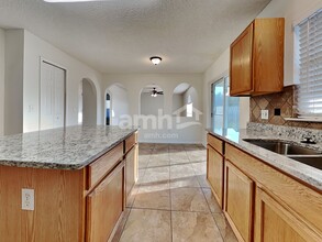 7147 High Bluff Rd in Jacksonville, FL - Building Photo - Building Photo