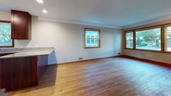 1078 18th Ave SE in Minneapolis, MN - Building Photo