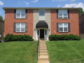 10069 Puttington Dr Apartments