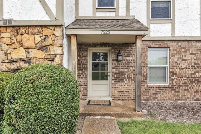 7523 Bavarian Dr in Memphis, TN - Building Photo - Building Photo