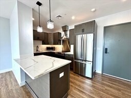 21 Summer St in Natick, MA - Building Photo