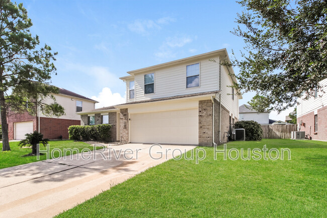 1914 Honeysuckle Dr in Missouri City, TX - Building Photo - Building Photo