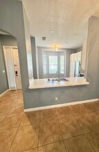 10518 SW Westlawn Blvd in Port St. Lucie, FL - Foto de edificio - Building Photo