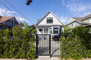 4541 1/2 Melbourne Ave, Unit 5 in Los Angeles, CA - Building Photo