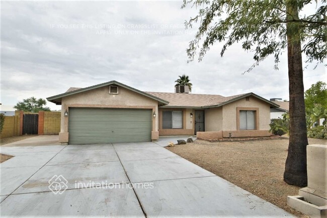 property at 719 W Utopia Rd