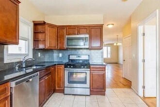 48-48 Washington Pkwy in Bayonne, NJ - Building Photo - Building Photo