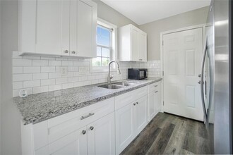 7402 Wileyvale Rd in Houston, TX - Building Photo - Building Photo