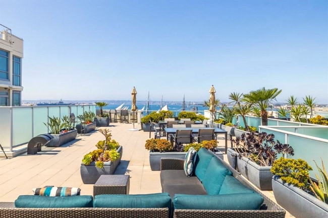 1431 Pacific Hwy in San Diego, CA - Foto de edificio - Building Photo