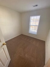 1206 Pendleton Ln in Strasburg, VA - Building Photo - Building Photo