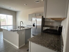 9665 Spyglass Run Ave in Las Vegas, NV - Building Photo - Building Photo