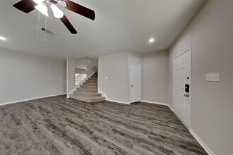 16023 Willowpark Dr in Tomball, TX - Building Photo - Building Photo