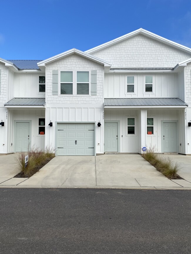 property at 4209 Lost Bay Dr