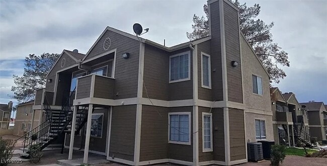 2722 Alicialynn Way in Las Vegas, NV - Foto de edificio - Building Photo