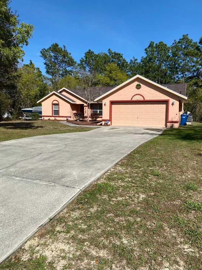 2195 W Tall Oaks Dr in Beverly Hills, FL - Building Photo - Building Photo