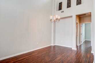 11422 Belmont Lake Dr in Las Vegas, NV - Building Photo - Building Photo