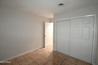 4121 E Moreland St in Phoenix, AZ - Building Photo - Building Photo