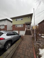 407 W Stimpson Ave in Linden, NJ - Building Photo