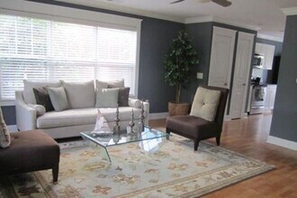 1615 Elmwood Ct in Charlottesville, VA - Building Photo - Building Photo