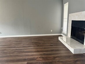 12400 Brookglade Cir in Houston, TX - Building Photo - Building Photo