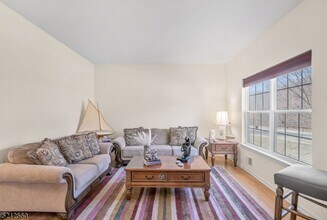 706 Skyline Dr in Jefferson, NJ - Building Photo - Building Photo