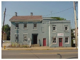 500 W Main St in Washington, PA - Building Photo