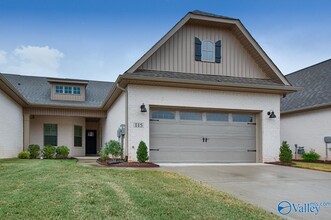 115 Farmall Ln in Madison, AL - Building Photo - Building Photo