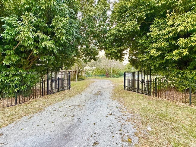 property at 1621 SW 117th Ave