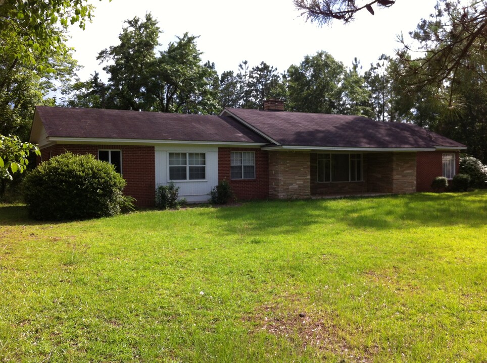 162 County Rd 3302 in Troy, AL - Foto de edificio