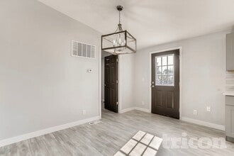 1299 Mobile St in Aurora, CO - Building Photo - Building Photo