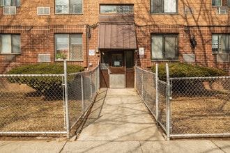 Caribe Gardens in Brooklyn, NY - Building Photo - Building Photo