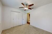 800 Azalea Ct photo'