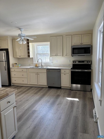 12663 Thomas Nelson Hwy in Lovingston, VA - Building Photo - Building Photo