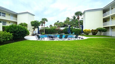 1441 Ocean Dr in Vero Beach, FL - Building Photo - Building Photo