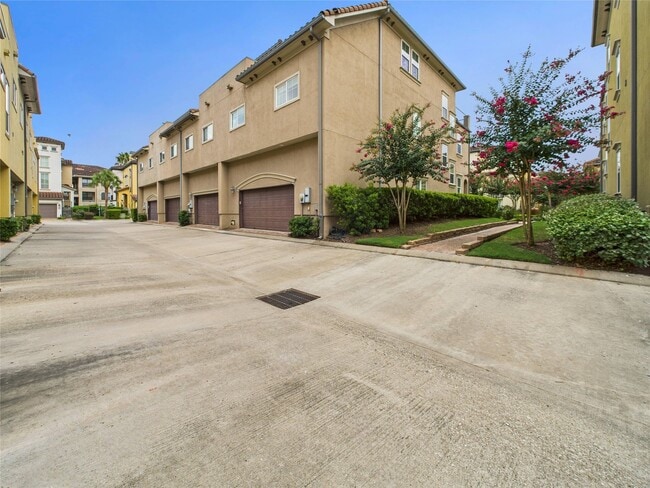 property at 22 Tassia Ln