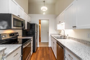 Beachwood Homes in Kirkland Apartments