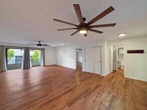 2540 Clairemont Dr in San Diego, CA - Building Photo - Building Photo