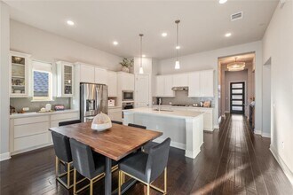 11905 Deering Pl in Austin, TX - Building Photo - Building Photo