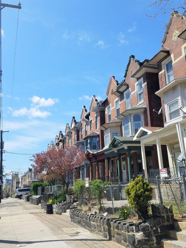 1219 W Allegheny Ave in Philadelphia, PA - Building Photo - Building Photo